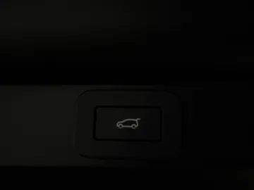 2023 Land Rover Range Rover - image 21
