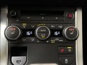 2016 Land Rover Range Rover Evoque - image 29