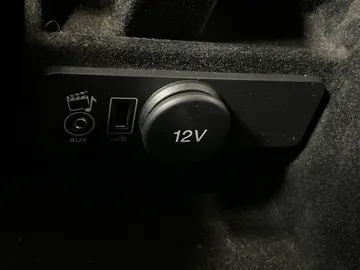 2016 Land Rover Range Rover Evoque - image 30