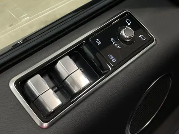 2022 Land Rover Range Rover Sport - image 25