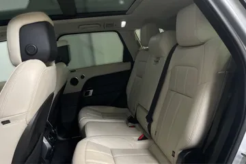 2022 Land Rover Range Rover Sport - image 11
