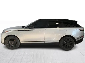 2022 Land Rover Range Rover Velar - image 4