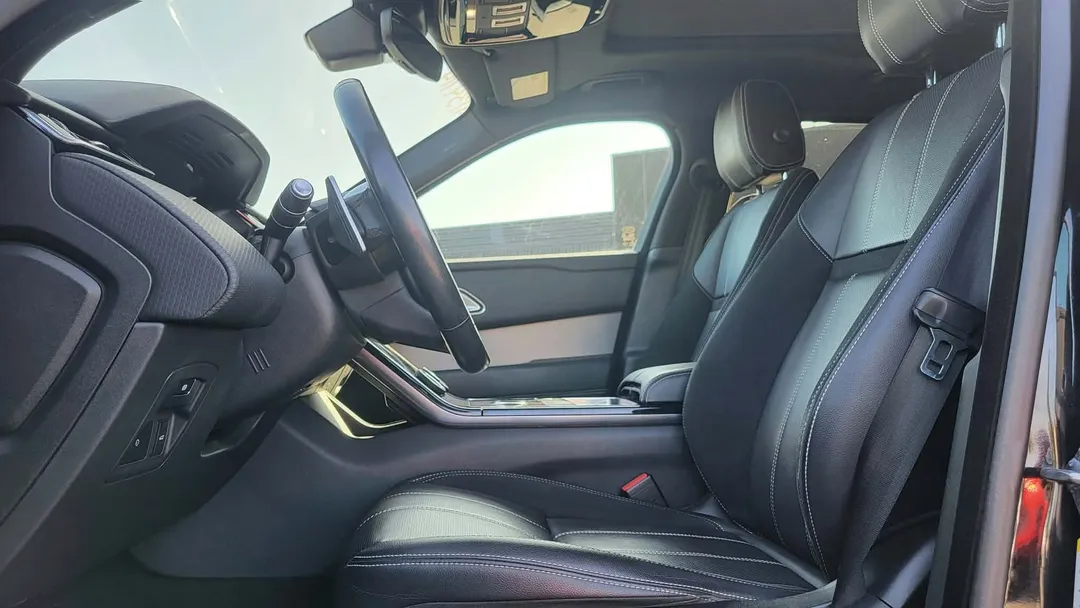 2020 Land Rover Range Rover Velar R-Dynamic S AWD, photo 7