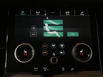 2020 Land Rover Range Rover Velar - image 30