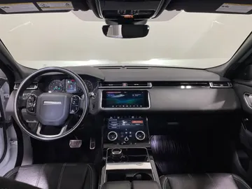 2020 Land Rover Range Rover Velar - image 4
