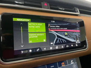 2020 Land Rover Range Rover Velar - image 25