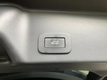 2023 Land Rover Range Rover Evoque - image 23