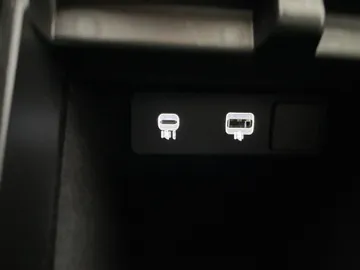 2023 Land Rover Range Rover Evoque - image 33