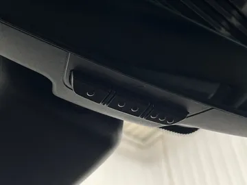 2023 Land Rover Range Rover Evoque - image 21