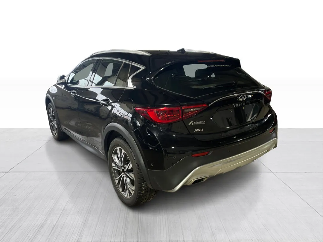 2018 INFINITI QX30 — photo 5