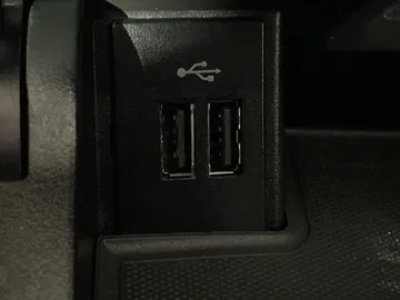 2018 INFINITI QX30 - image 24