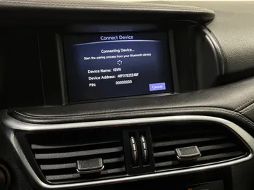 2018 INFINITI QX30 - image 23