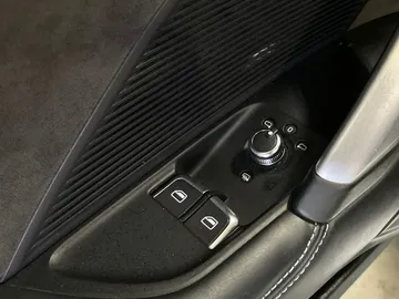 2017 Audi TT - image 22