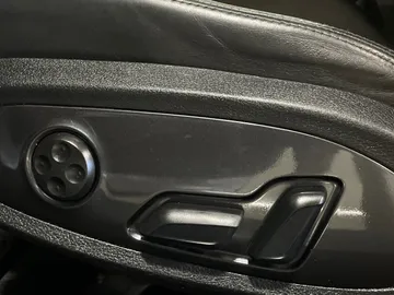 2017 Audi TT - image 18