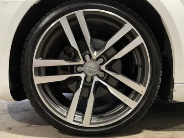2017 Audi TT - image 6