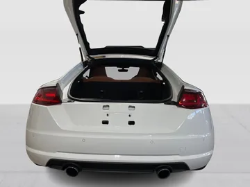2017 Audi TT - image 12