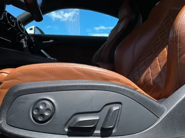 2017 Audi TT - image 23