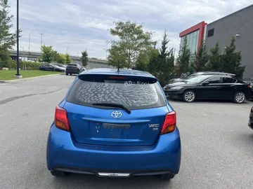 2015 Toyota Yaris - image 6