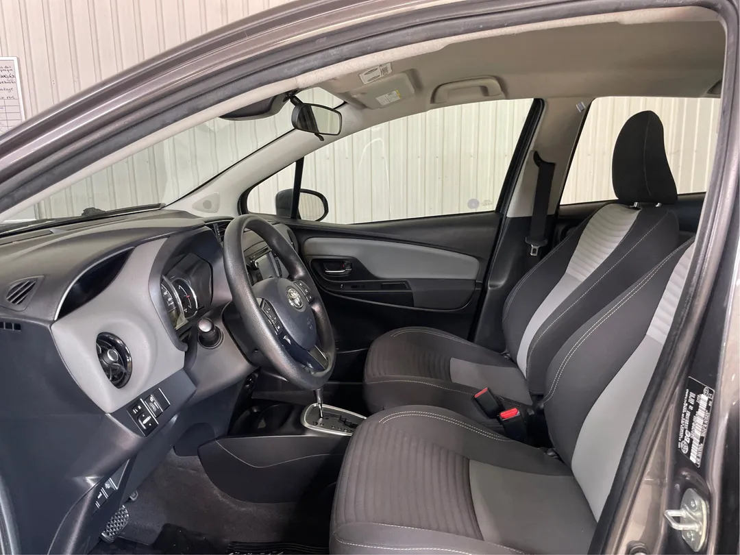 2018 Toyota Yaris Hatchback for sale - photo 3