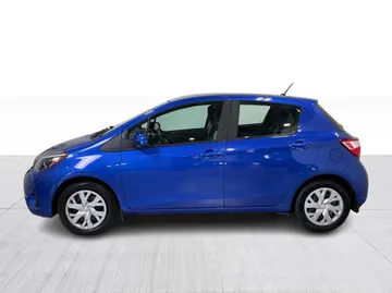 2018 Toyota Yaris - image 9