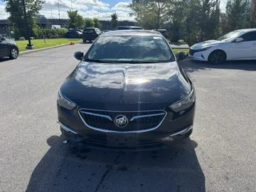 2019 Buick Regal Sportback - image 2