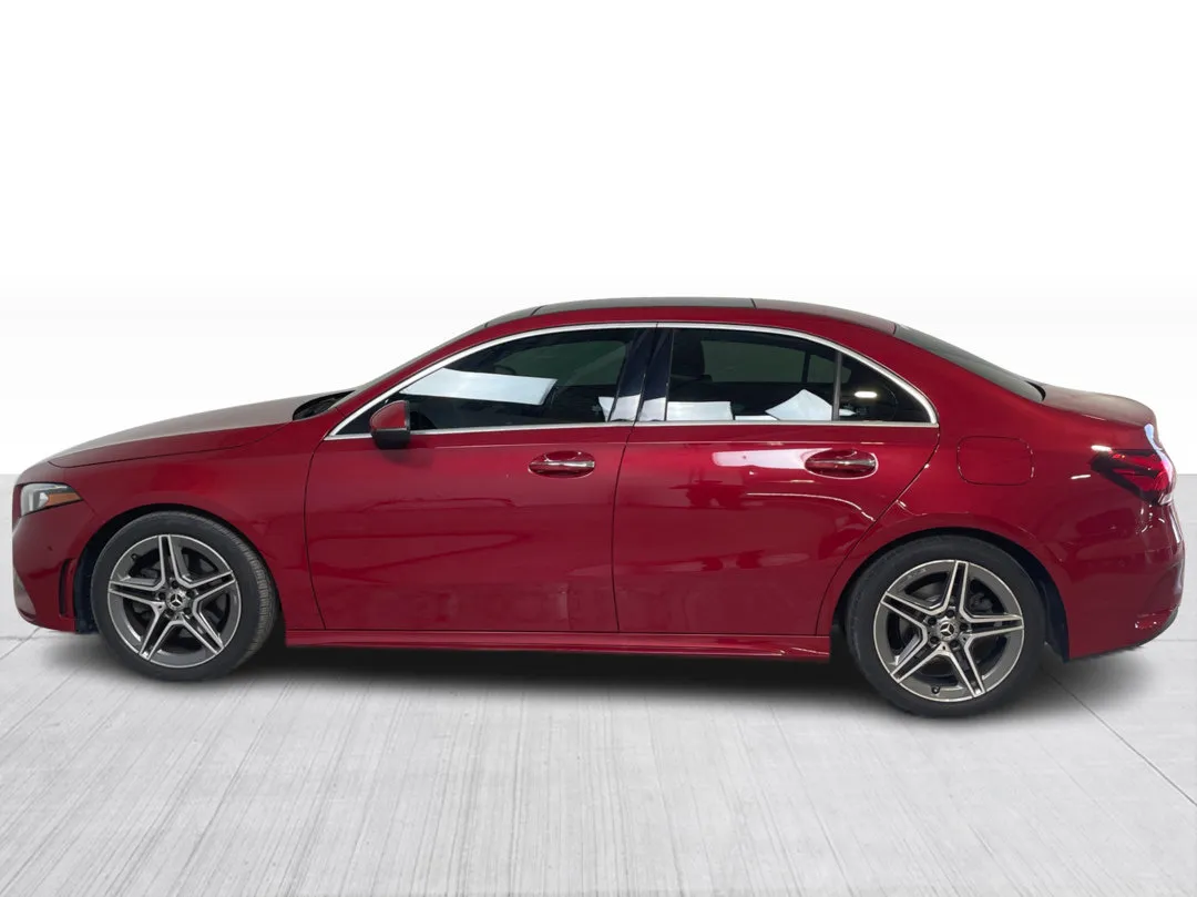 2022 Mercedes-Benz A-Class — photo 8