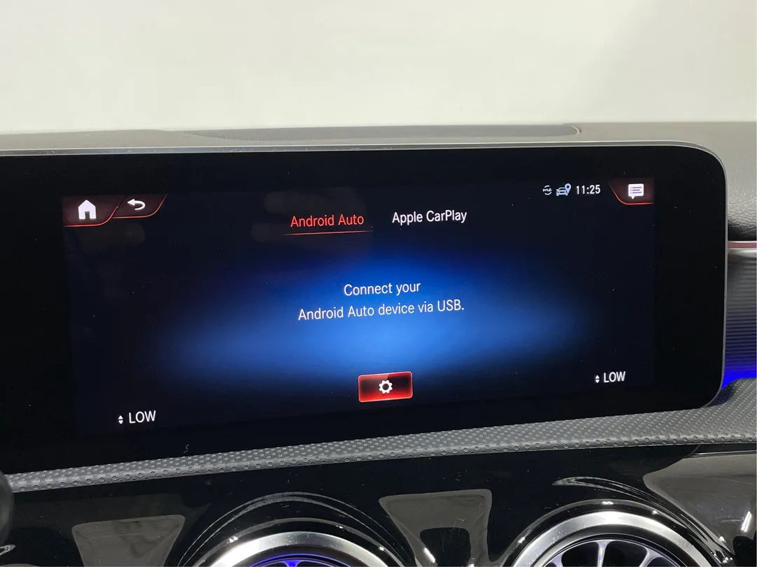 2020 Mercedes-Benz A-Class — photo 7