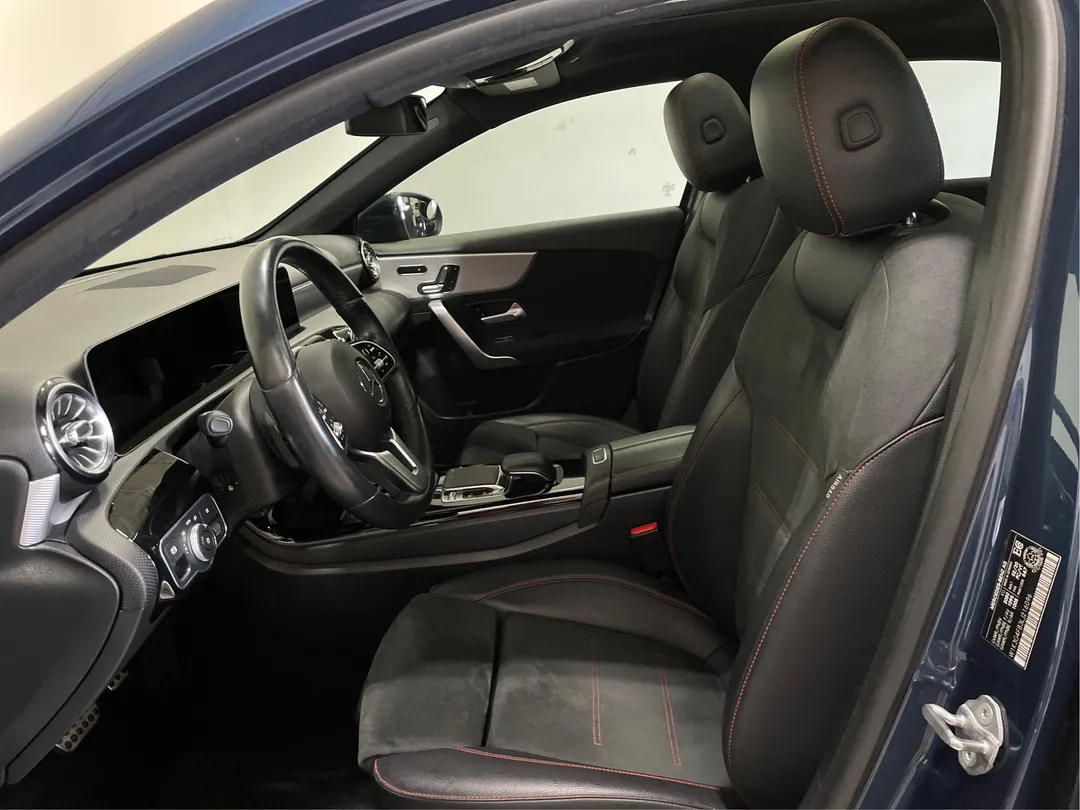 2020 Mercedes-Benz A-Class — photo 3