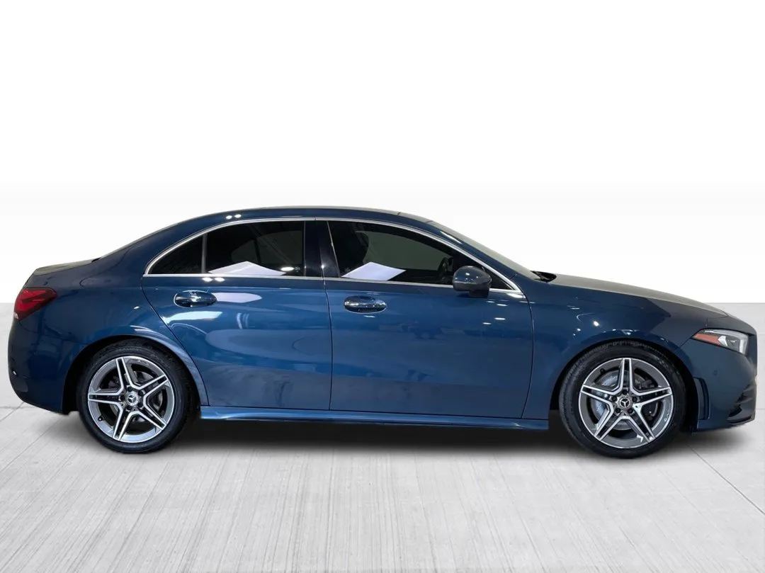 2020 Mercedes-Benz A-Class — photo 2