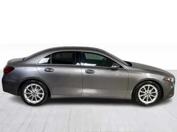 2022 Mercedes-Benz A-Class - image 2