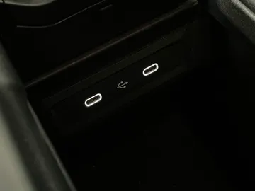 2025 Mercedes-Benz CLA - image 28