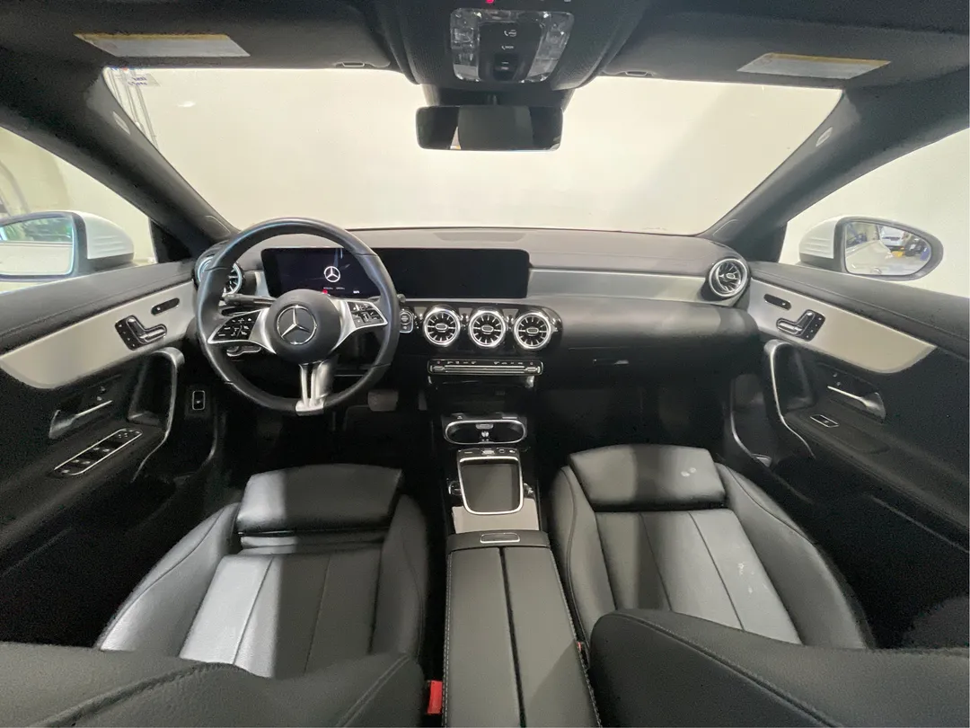 2025 Mercedes-Benz CLA — photo 4