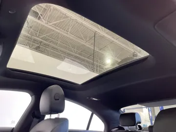 2025 Mercedes-Benz CLA - image 6