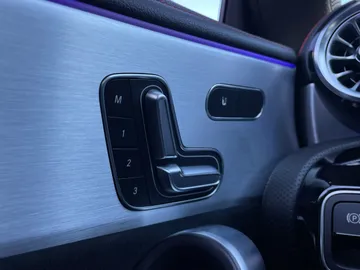 2022 Mercedes-Benz CLA - image 18