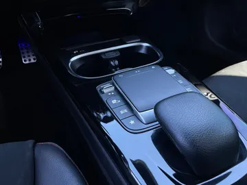 2022 Mercedes-Benz CLA - image 26