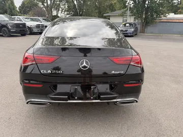 2022 Mercedes-Benz CLA - image 6