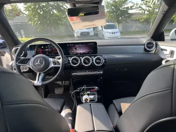 2025 Mercedes-Benz CLA - image 7