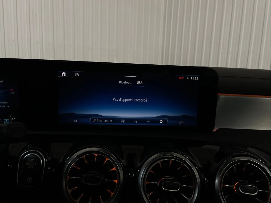 2025 Mercedes-Benz CLA — photo 7