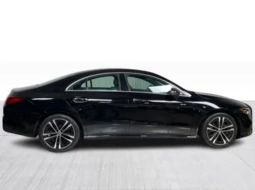 2025 Mercedes-Benz CLA - image 2