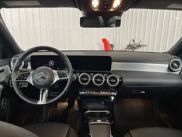 2025 Mercedes-Benz CLA - image 4