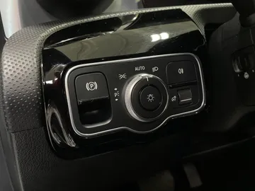 2025 Mercedes-Benz CLA - image 31
