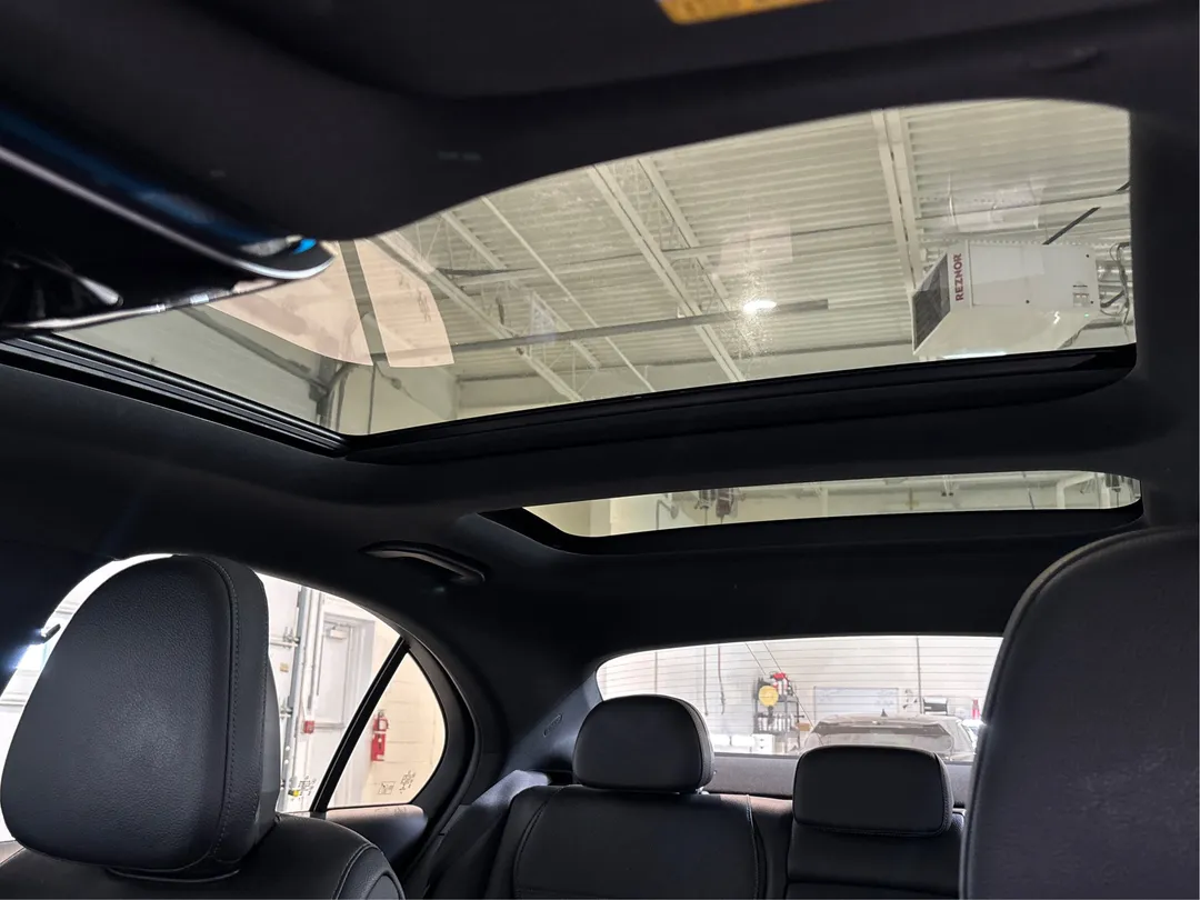2023 Mercedes-Benz C-Class — photo 5