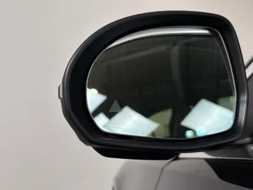 2023 Mercedes-Benz C-Class - image 20
