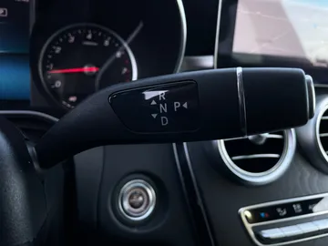 2020 Mercedes-Benz C-Class - image 28