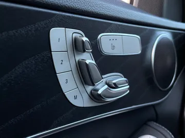 2020 Mercedes-Benz C-Class - image 18