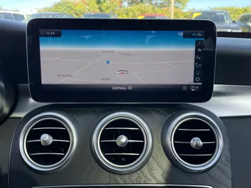 2020 Mercedes-Benz C-Class - image 21