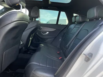 2020 Mercedes-Benz C-Class - image 15