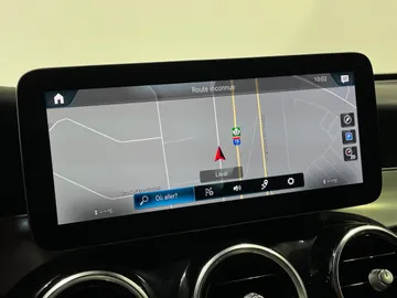 2021 Mercedes-Benz GLC - image 31
