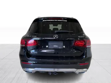 2021 Mercedes-Benz GLC - image 13