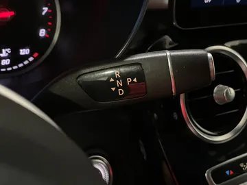 2021 Mercedes-Benz GLC - image 28